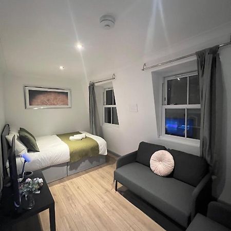3 Bedroom Flat In King'S Cross, St Pancras'S. 8 People London Bagian luar foto